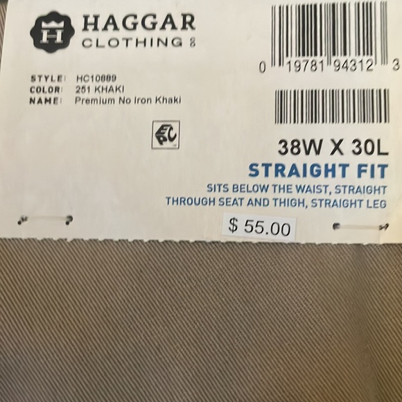 NWT Haggar Clothing Co. Flat Front. Straight Fit. No Iron. Khaki Pants. - Picture 5 of 5